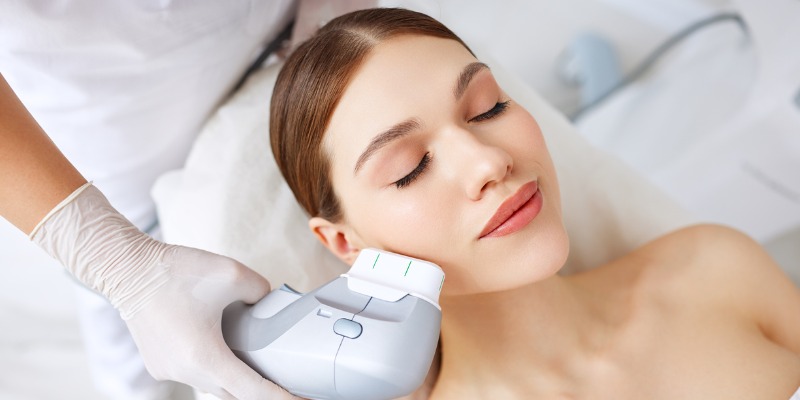 How Fat Freezing and HIFU Work Together? 4 book a personalised consultation of Fat Freezing and HIFU Together Birmingham