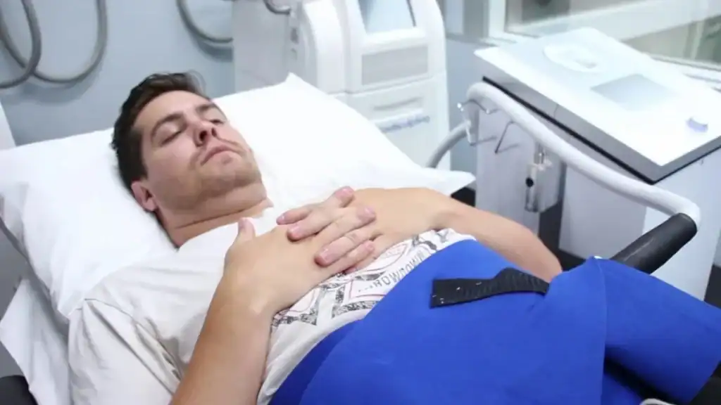 Transforming Bodies: Celebrity Success Stories and the Truth Behind Body Contouring 2 Image of male having body contouring Birmingham treatment
